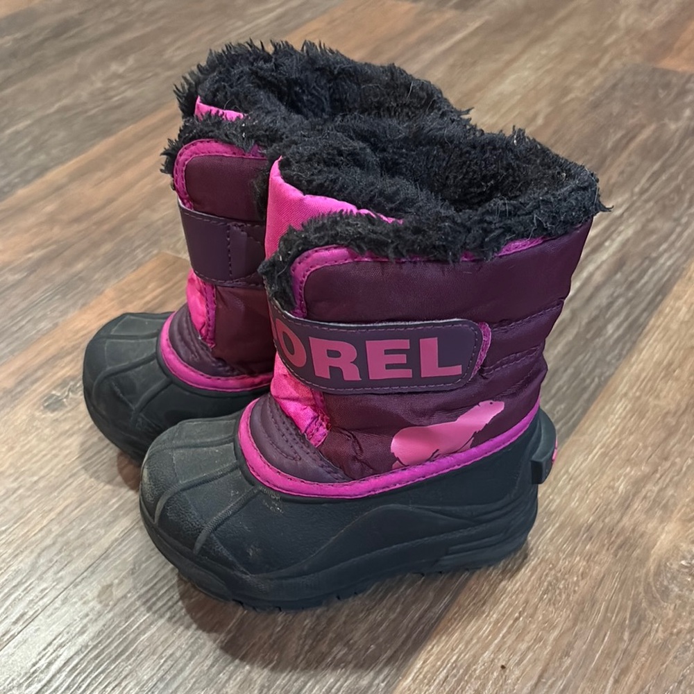Sorel Kids' Fuchsia and Black Snow Boots